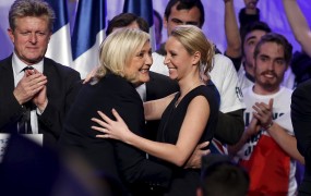 Ankete: Le Penovi in nečakinji se obeta poraz, socialisti podpirajo Sarkozyjeve kandidate
