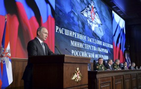 Putin ruskim vojakom v Siriji: Uničite vse, kar bi vas lahko ogrožalo
