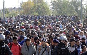 Svarilo iz Grčije: Na poti so migranti iz Maroka in Alžirije