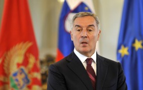 Črnogorski premier Đukanović ovaden zaradi nevestnega dela, korupcije in zlorabe položaja