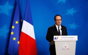 Hollande: Proti v vojni utrjenim džihadistom s poostreno varnostno zakonodajo