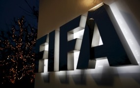 Fifa: Klubi so v letu 2019 porabili rekordnih 7,35 milijarde dolarjev za prestope nogometašev