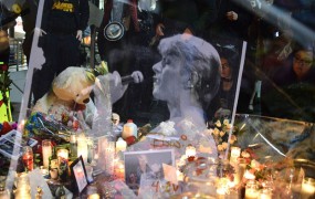 Bowie v oporoki: Moj pepel raztresite na Baliju