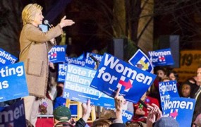 Hillary Clinton velika zmagovalka demokratskih strankarskih volitev v Južni Karolini
