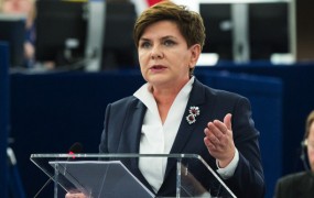 Poljska premierka bi prepovedala splav v vseh primerih
