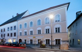 Avstrija želi zaseči Hitlerjevo rojstno hišo