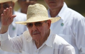 Raul Castro: Nikoli ne bom sledil "privatizacijskim formulam"