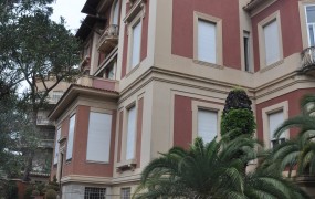 Afera rezidenca: »kompromisna« rešitev, škodljiva za Slovenijo in v korist Srbiji
