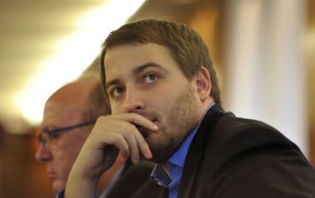 SDS odgovarja Čušu, da ni prejel podpore vseh odborov v volilnem okraju