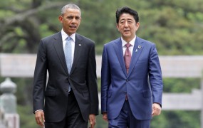 Obama na zgodovinskem obisku v Hirošimi, a brez opravičila za žrtve atomske bombe