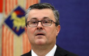 Hrvaška vlada zaradi sporov med Mostom in HDZ sploh ne more delati