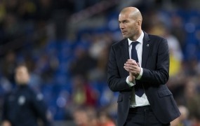 Real Madrid je trenerja Zidana nagradil z novo, donosnejšo pogodbo