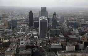 Ugledni bančnik zaradi brexita svari pred novo finančno krizo