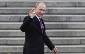 Putin prihaja v Slovenijo k Ruski kapelici z žerjavi