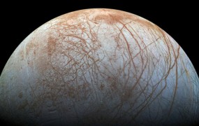 Na Jupitrovi luni Evropa odkrili tekočo vodo