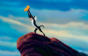 "Krog življenja" v Holywoodu: Disney po posnel novo, tokrat "igrano" različico Levjega kralja