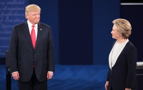 Trump: Clintonova je lažnivka, hudič in bo končala v zaporu