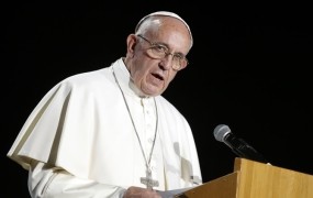 Papež Frančišek pred brezdomci svaril pred simptomom duhovne skleroze