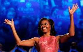 Rasistična primerjava Michelle Obama z "opico v petkah" te lahko stane službe