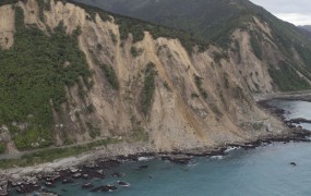 Po potresu sta si glavna novozelandska otoka dva metra bližje