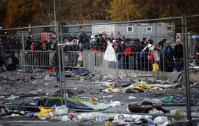 Ilirska Bistrica: Država nam ne da ceste, vsilila pa bi nam migrante