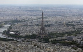 Teroristi IS so za 1. december načrtovali pokol v Parizu