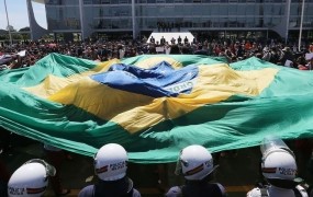 Brazilija bo za 20 let zamrznila javno porabo