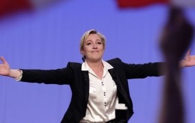 Marine Le Pen bi tujim otrokom ukinila brezplačno šolanje