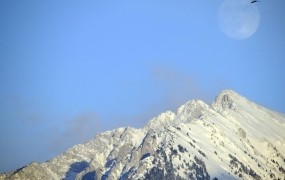 Slovenska planinka v Avstriji padla v smrt; njen soplezalec se je v zadnjem trenutku rešil