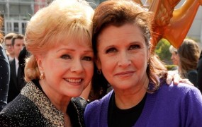 Dan po smrti Carrie Fisher umrla še njena mama Debbie Reynolds