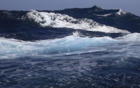 Francoz bo skušal preplavati 9000 kilometrov široki Tihi ocean