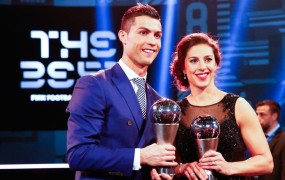 Ronaldo in Carli Lloyd najboljša v izboru Fife
