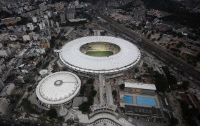 Zaradi neplačanih računov mrknil propadajoči olimpijski stadion