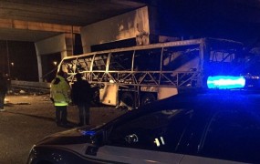 Avtobus z madžarskimi najstniki v Italiji zgorel; umrlo vsaj 16 ljudi