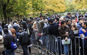 Prosilci za azil spet navalili na Nemčijo