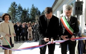 Zavedni Slovenci v italijanskem Špetru obnovili dvojezično šolo