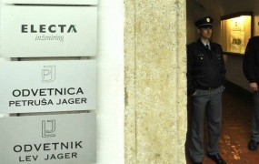 "Zmaga" Jankovićev: Electa gre v prisilno poravnavo, terjatev je za 18 milijonov