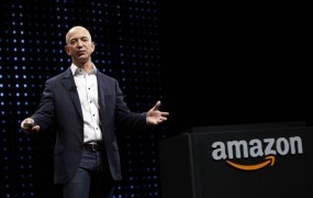 Šef Amazona Jeff Bezos na Twitterju: Komu naj podarim svoje milijone