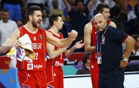 Srbski selektor Đorđević je Sloveniji pripisal vlogo "nespornega" favorita