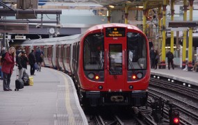 Slovenski navijači bodo v London prispeli med stavko delavcev podzemne železnice