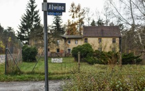 Nemška vasica prodana na dražbi