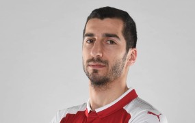 Arsenal zaradi varnosti na finale Evropske lige v Azerbajdžan ne bo peljal Armenca Mhitarjana