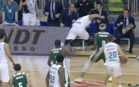 VIDEO: Poglejte to borbenost Luke Dončića: za žogo se je metal čez klop in Realu pomagal do zmage