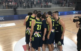 Slovenski košarkarji v Varaždinu premagali hrvaške zvezdnike iz NBA