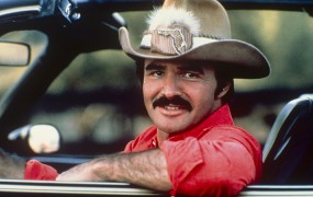 Umrl je legendarni igralec in seks simbol sedemdesetih Burt Reynolds