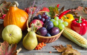 Slovenci med državljani EU, ki pojedo najmanj sadja in zelenjave