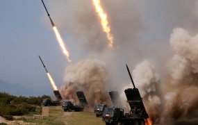 Severna Koreja izstrelila nove rakete