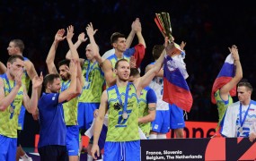 Slovenci iz Pariza s srebrom, Srbi evropski prvaki