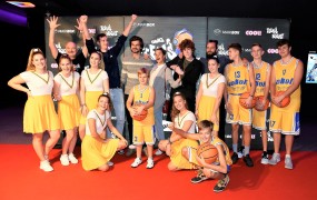 Košarkar naj bo 2 na nemškem festivalu Schlingel