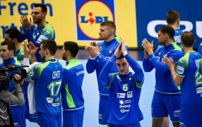 Slovenski rokometaši z EP brez medalje, a ohrabreni pred kvalifikacijami za Tokio